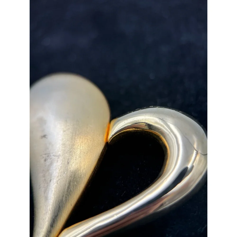 Vintage Gold Tone Textured Abstract Heart Pin Brooch 90s Y2K Statement Valentine